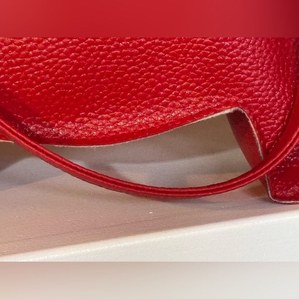 ONLY ONE: Playful Red Dog-Shaped Purse/Bag and Bag Charm/Keychain Made in Italy - Picture 5 of 16